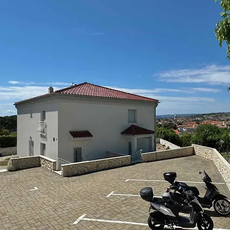 Apartament With Pool In Krk-insel Krk 54132